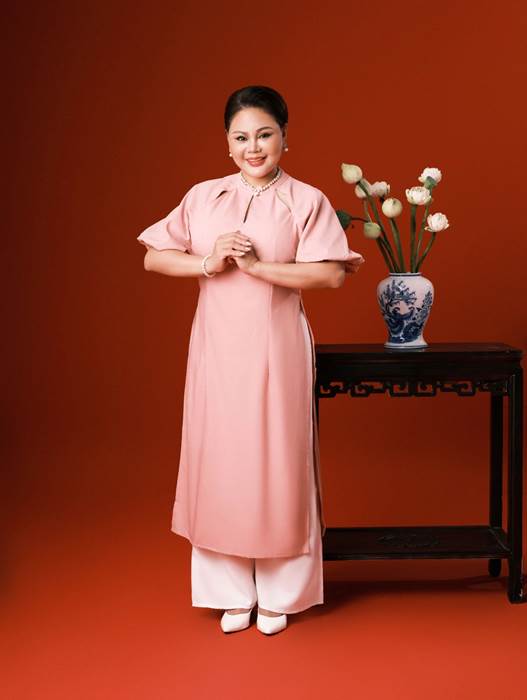 Dàn sao ‘Gặp lại chị bầu’ đẹp rạng rỡ trong bộ ảnh Tết - ảnh 2