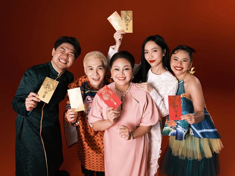 Dàn sao ‘Gặp lại chị bầu’ đẹp rạng rỡ trong bộ ảnh Tết - ảnh 1