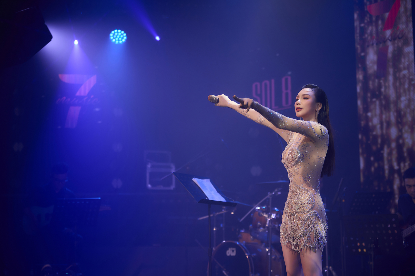 Hồ Quỳnh Hương bây giờ còn “hay” hơn ngày xưa - ảnh 3