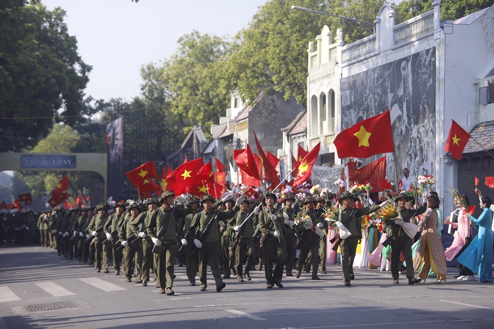 Hà Nội linh thiêng, kiêu hùng, hào hoa, lãng mạn, hội nhập, phát triển trong “Ngày hội Văn hóa vì hòa bình“ - ảnh 6