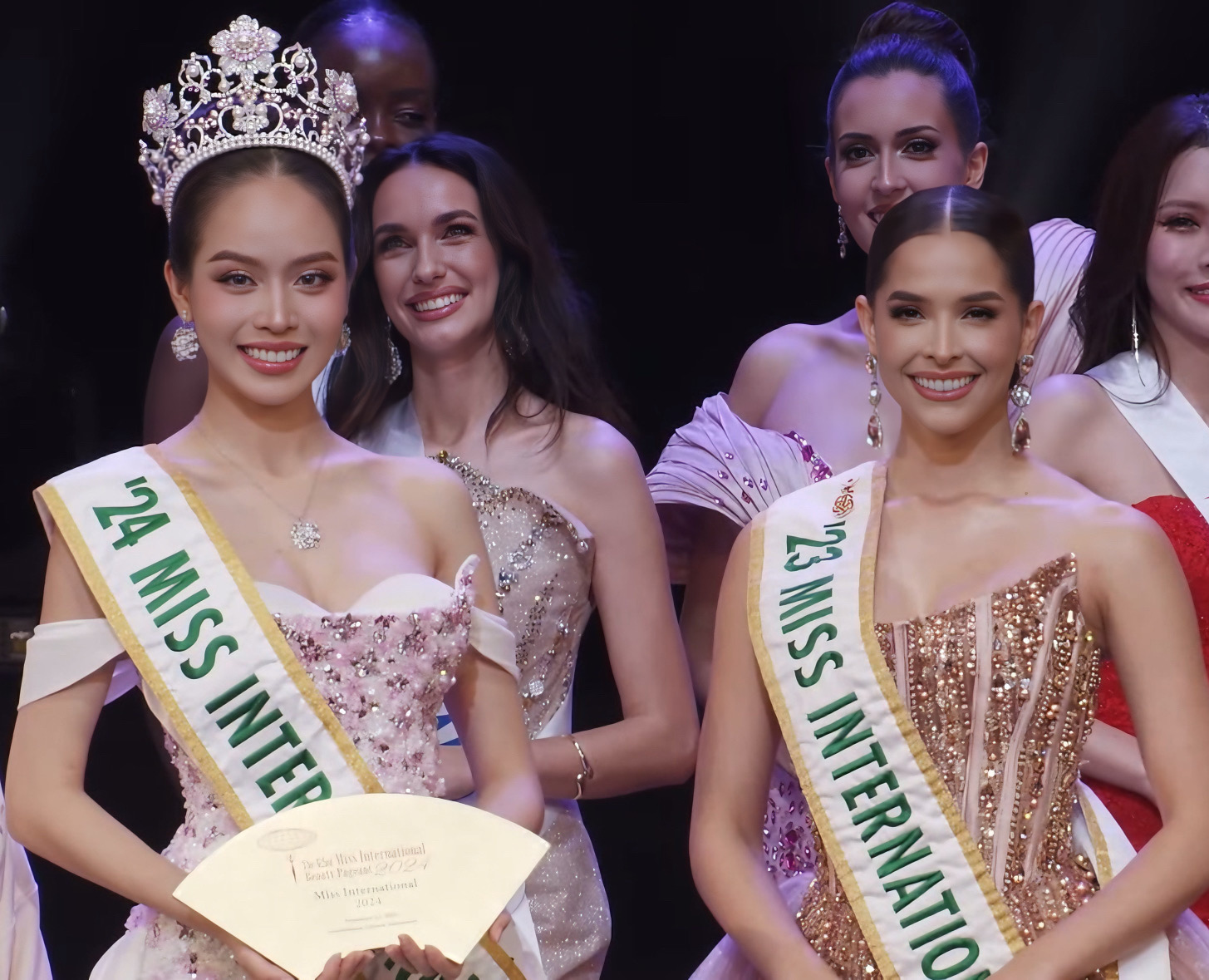 Hoa hậu Thanh Thuỷ đăng quang Miss International - Hoa hậu Quốc tế 2024 - ảnh 4