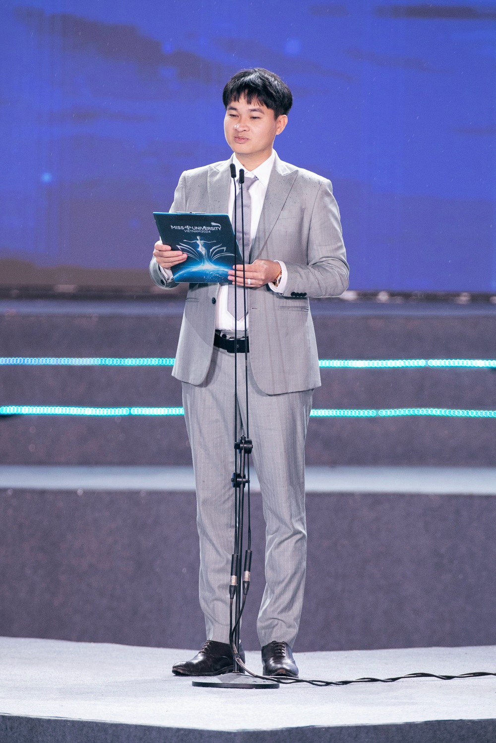 Nữ sinh Đại học Quốc Gia Hà Nội đăng quang Hoa hậu Sinh viên Việt Nam 2024 - ảnh 5