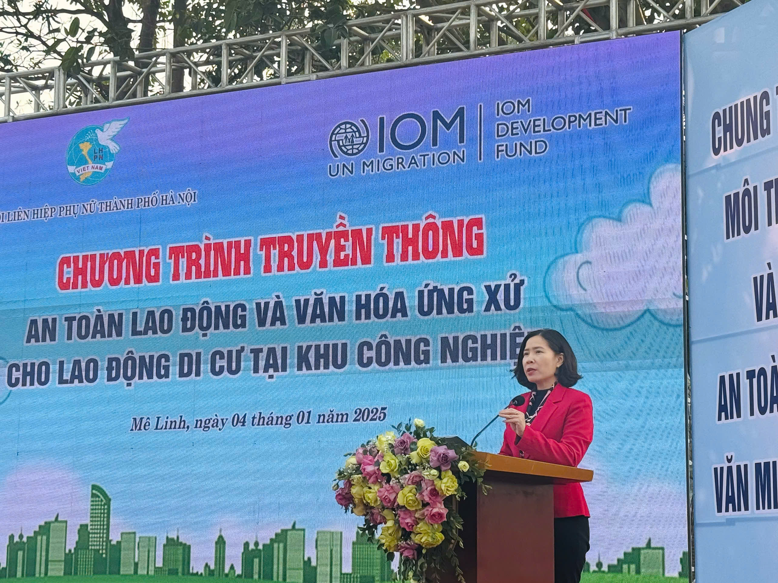Nâng cao hiểu biết về an toàn lao động và văn hoá ứng xử cho nữ công nhân lao động tại Mê Linh - ảnh 2