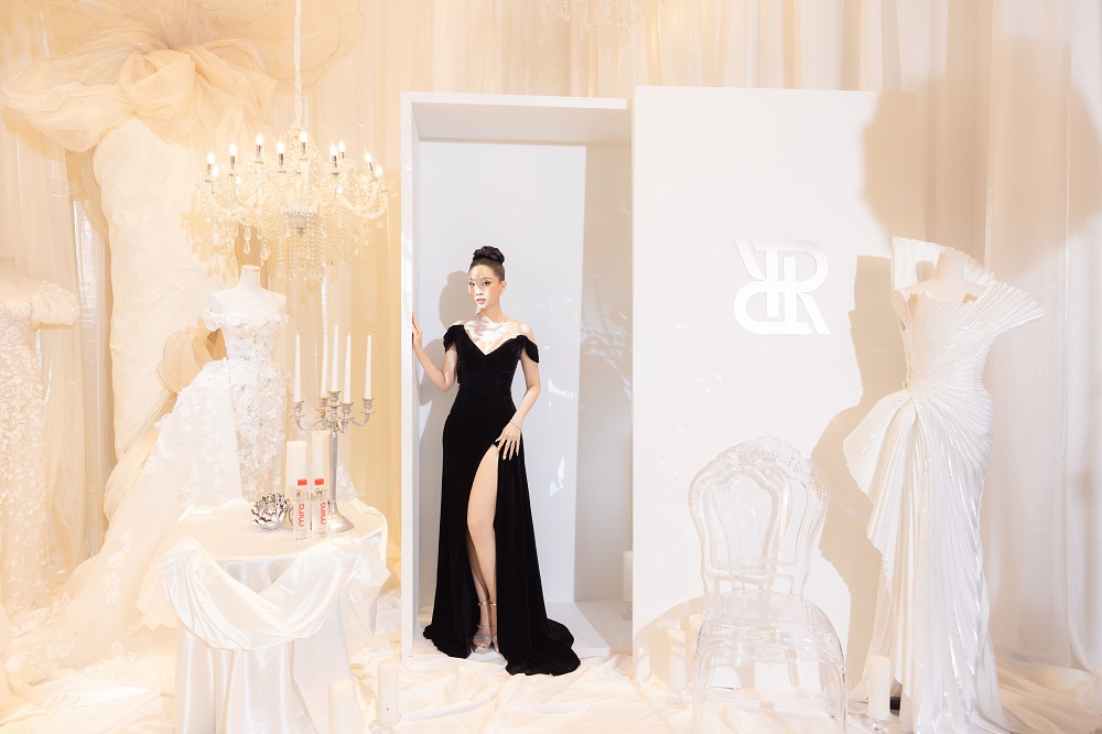 Người nổi tiếng lộng lẫy dự show thời trang - ảnh 13