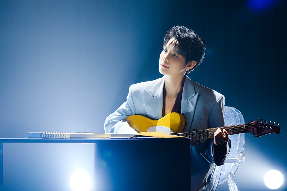 Vũ Cát Tường kể câu chuyện tình cảm gia đình đầy xúc động trong MV Bên Nhau Mình Là Nhà - ảnh 3
