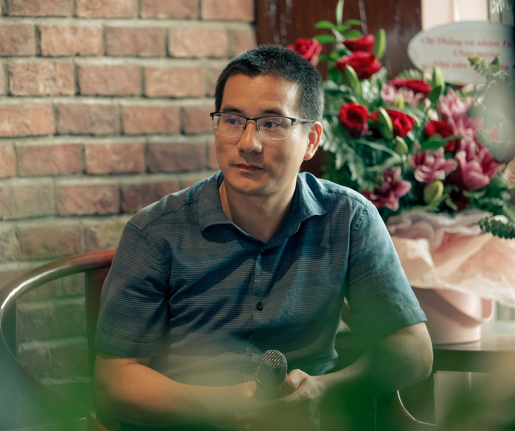 Dù “cơm áo không đùa với khách thơ” nhưng đam mê viết lách vẫn tồn tại - ảnh 2
