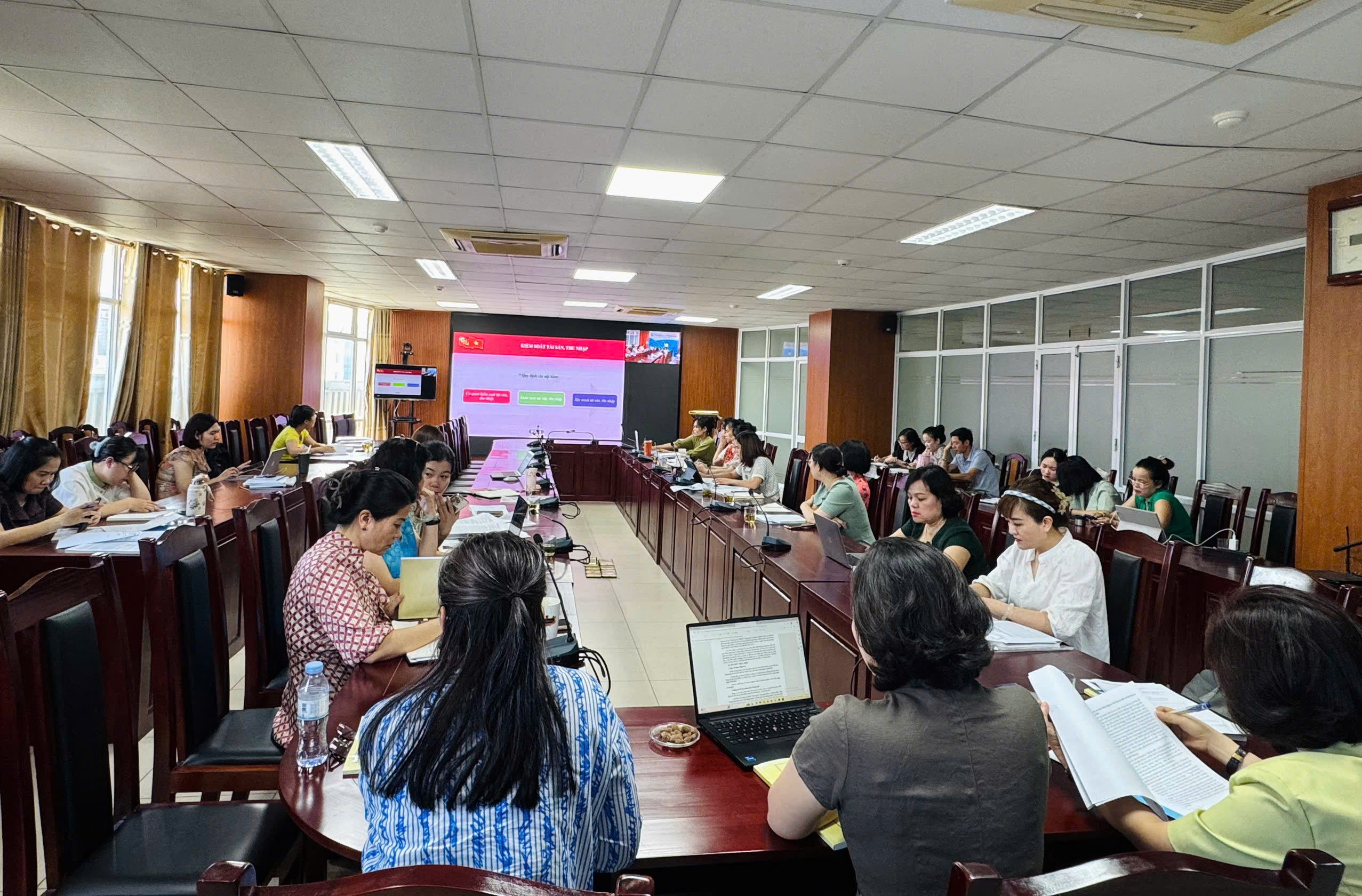 Đảng bộ Hội LHPN Hà Nội tham gia tập huấn toàn quốc về vận hành hệ thống chính trị cấp xã mới - ảnh 3