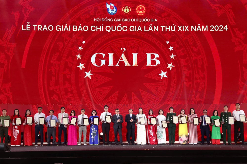 Báo chí cách mạng phải kiến tạo những giá trị mới cao đẹp và vĩ đại hơn cho đất nước - ảnh 4