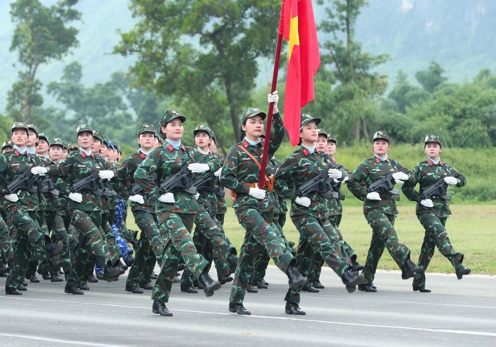 Hình ảnh khối nữ hợp luyện chuẩn bị Lễ diễu binh, diễu hành Kỷ niệm 80 năm Quốc khánh - ảnh 4