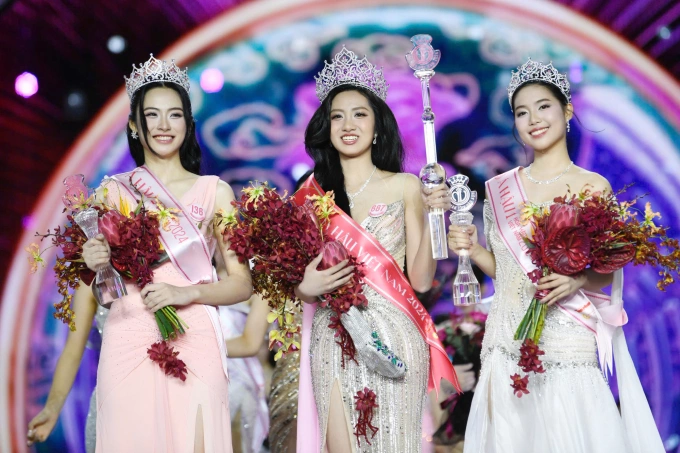 Người đẹp Hà Trúc Linh đăng quang Hoa hậu Việt Nam 2024 - ảnh 2