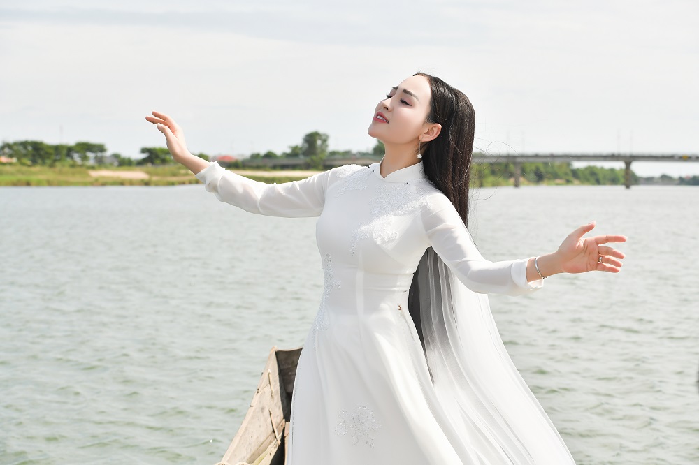 Sao Mai Khánh Ly tri ân các anh hùng liệt sĩ với MV “Còn mãi với non sông” - ảnh 3
