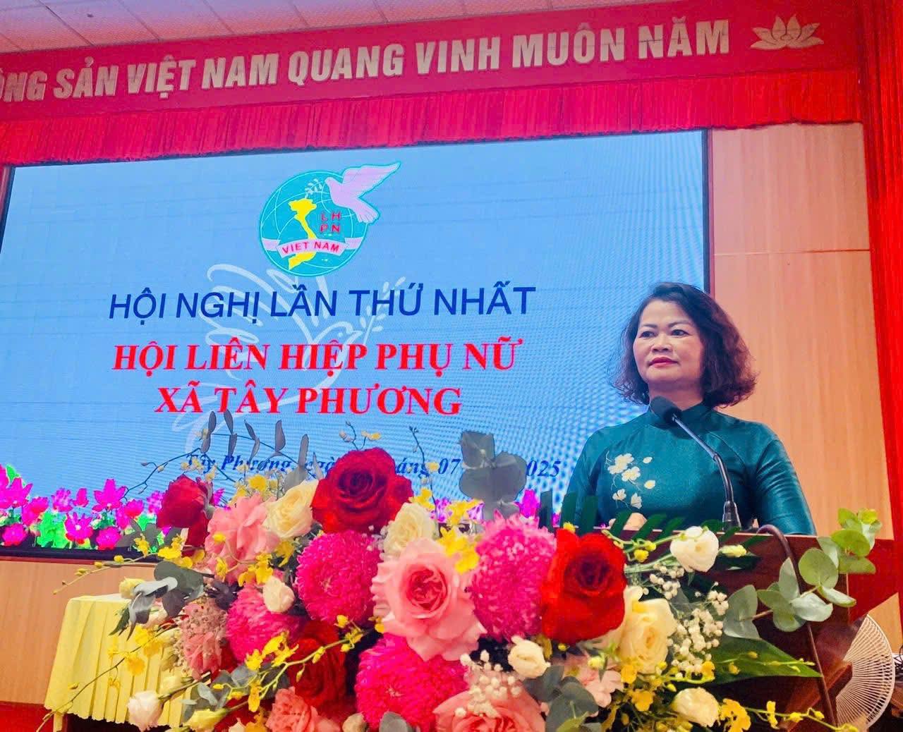 Hội LHPN xã Tây Phương tiếp tục đẩy mạnh nâng cao nhận thức về mô hình chính quyền hai cấp - ảnh 2