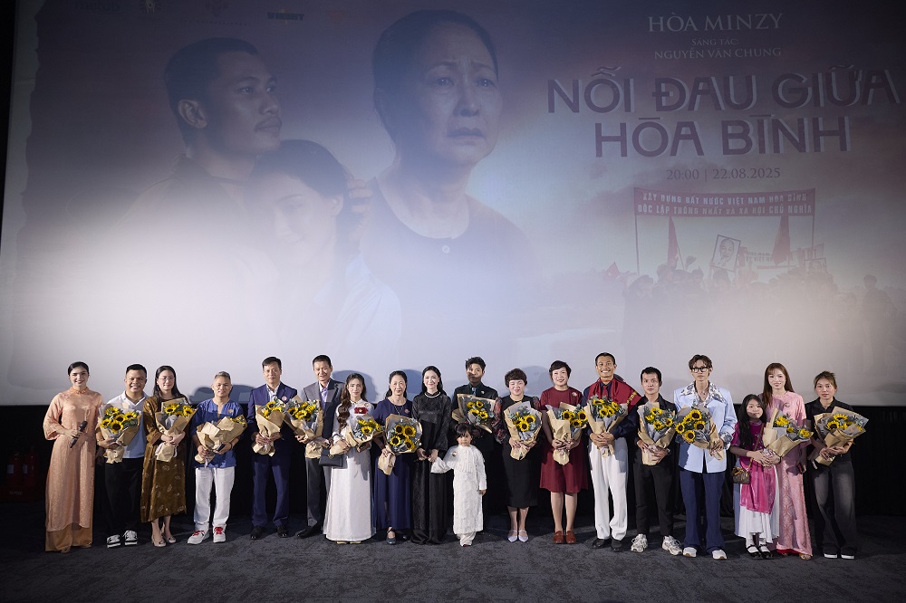 Hòa Minzy và tấm lòng tri ân Mẹ Việt Nam Anh hùng qua “Nỗi đau giữa hòa bình” - ảnh 7
