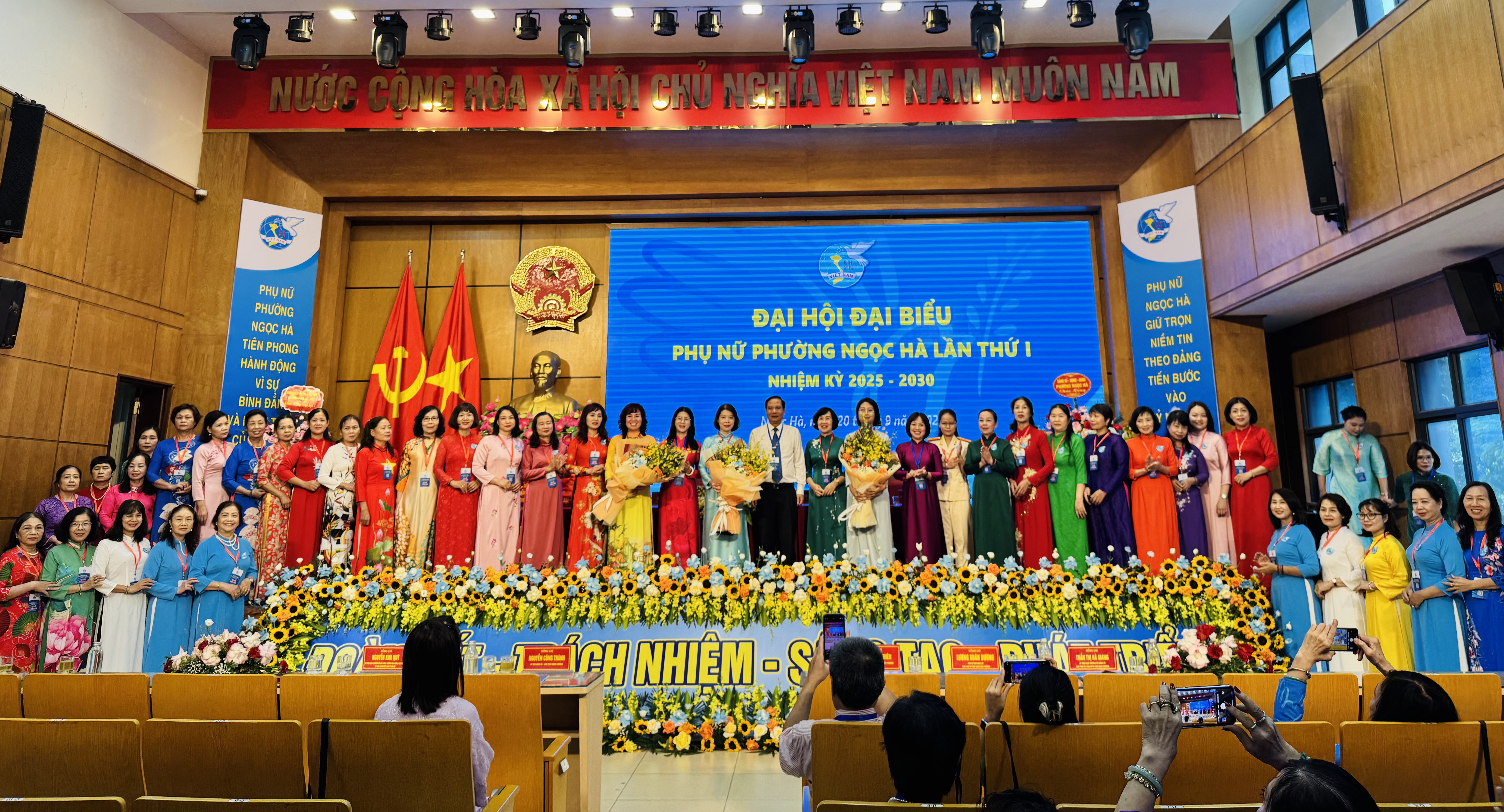 Hội LHPN phường Ngọc Hà phấn đấu có nhiều hơn nữa gương phụ nữ là người tốt, việc tốt điển hình cấp thành phố - ảnh 7
