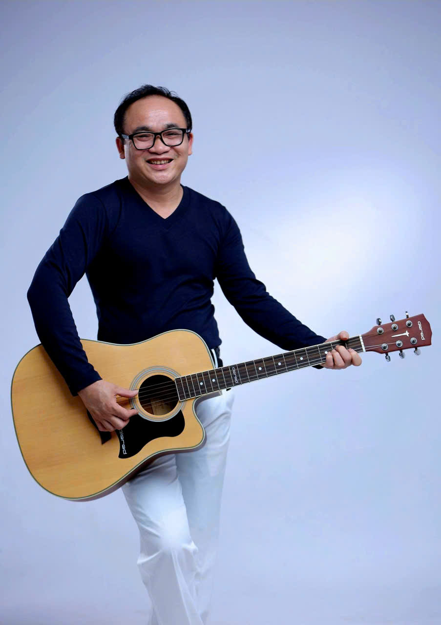Nhiều nghệ sĩ nổi tiếng hát trong album “Tình đất phù sa” của Nhạc sĩ. TS Ngọc Lê Ninh  - ảnh 3