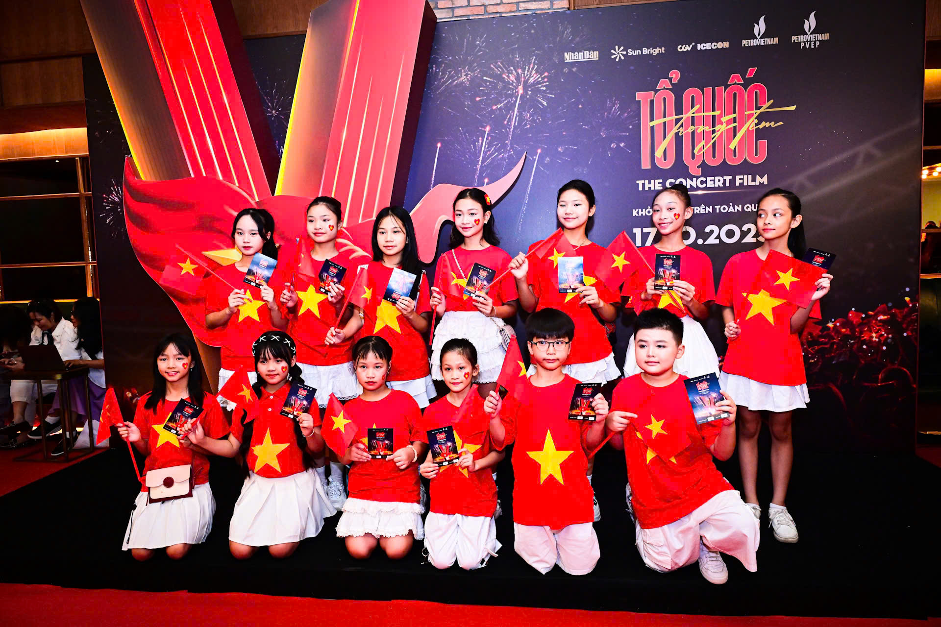 “Tổ Quốc Trong Tim: The Concert Film”, hơn cả một bộ phim đó là sứ mệnh tiếp tục lan tỏa tình yêu Tổ quốc - ảnh 3