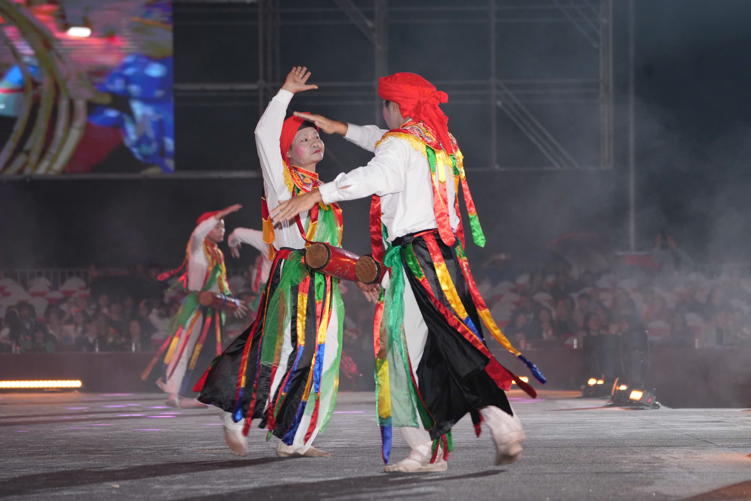 Lễ Khai mạc Festival Thăng Long - Hà Nội năm 2025 và “Bản giao hưởng di sản” rực rỡ giữa lòng Hà Nội - ảnh 6