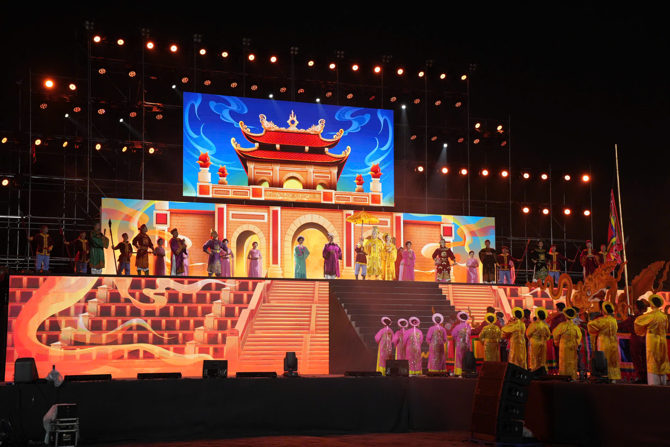 Lễ Khai mạc Festival Thăng Long - Hà Nội năm 2025 và “Bản giao hưởng di sản” rực rỡ giữa lòng Hà Nội - ảnh 3