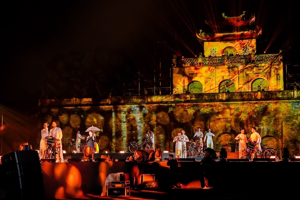 Lễ Khai mạc Festival Thăng Long - Hà Nội năm 2025 và “Bản giao hưởng di sản” rực rỡ giữa lòng Hà Nội - ảnh 12