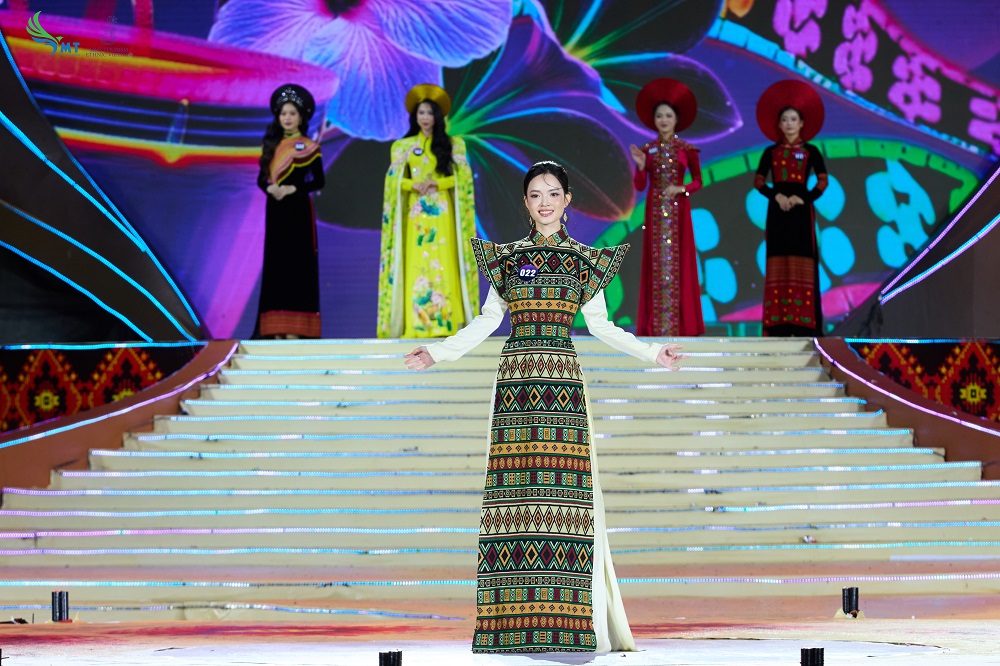 Đêm Chung Kết Hoa hậu Du lịch Dân tộc Việt Nam 2025- ngày hội sắc màu văn hóa các dân tộc Việt Nam - ảnh 6