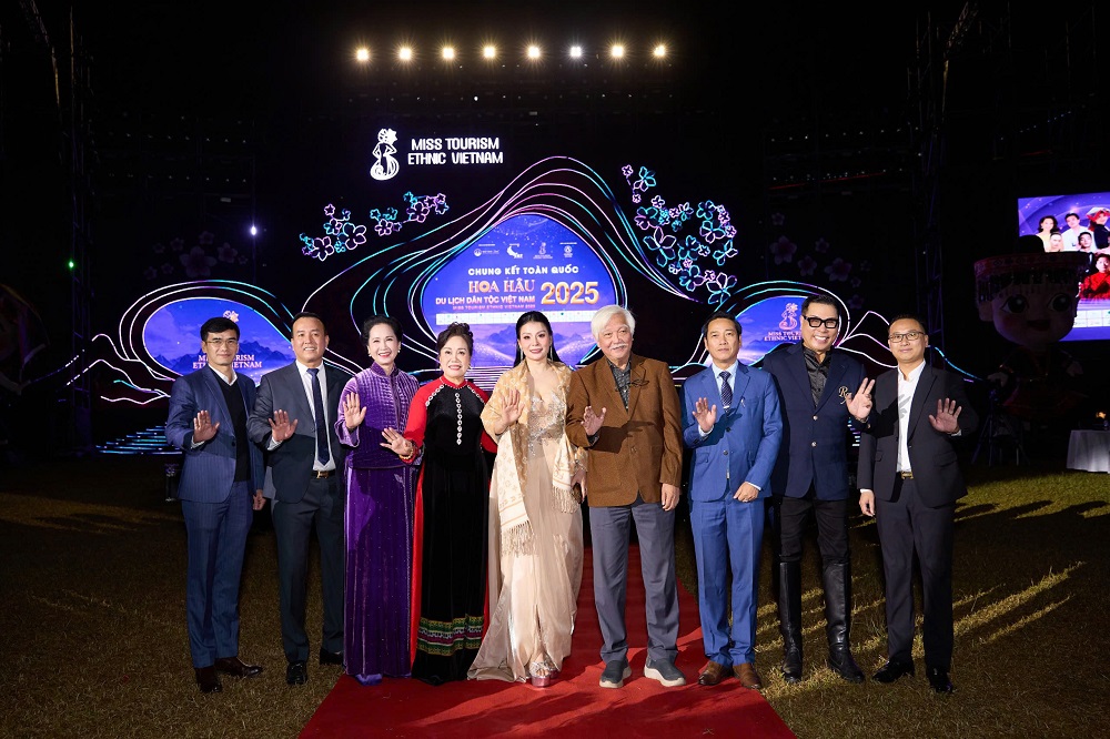 Đêm Chung Kết Hoa hậu Du lịch Dân tộc Việt Nam 2025- ngày hội sắc màu văn hóa các dân tộc Việt Nam - ảnh 16