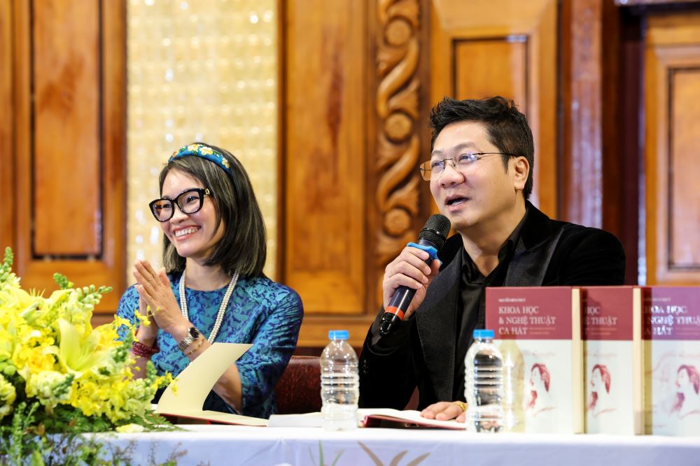 Giảng viên thanh nhạc, nghệ sĩ Opera Bích Thủy ra mắt sách quý về sư phạm thanh nhạc ở Việt Nam  - ảnh 3