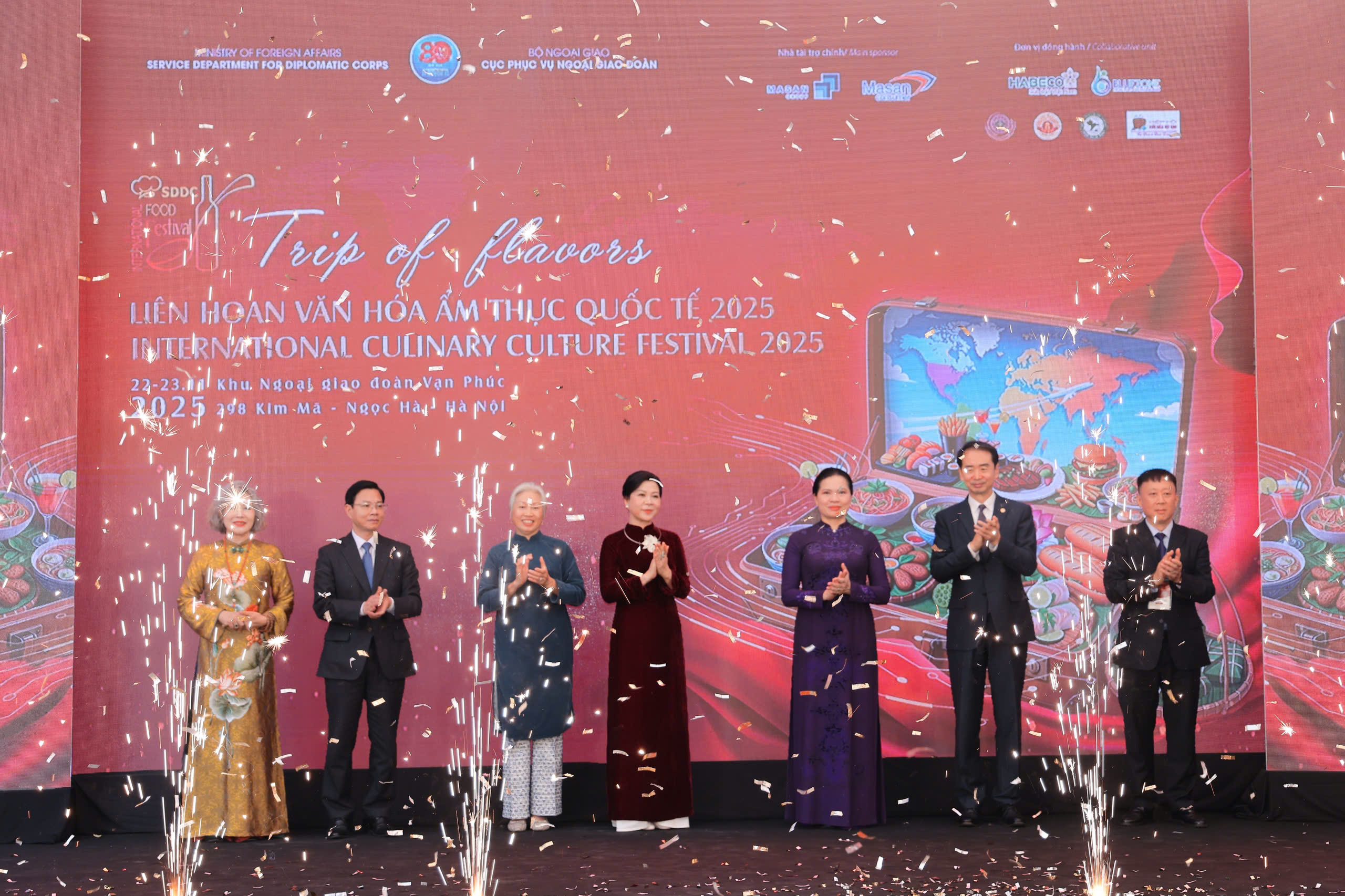 Liên hoan Văn hóa ẩm thực Quốc tế 2025 chung tay ủng hộ đồng bào miền Trung bị bão lũ - ảnh 1