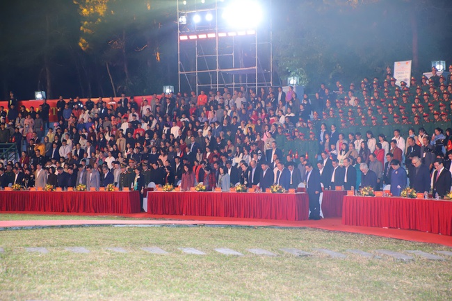 Khai mạc Tuần Đại đoàn kết các dân tộc - Di sản Văn hóa Việt Nam: Đoàn kết một lòng – Hướng về Miền Trung - ảnh 1