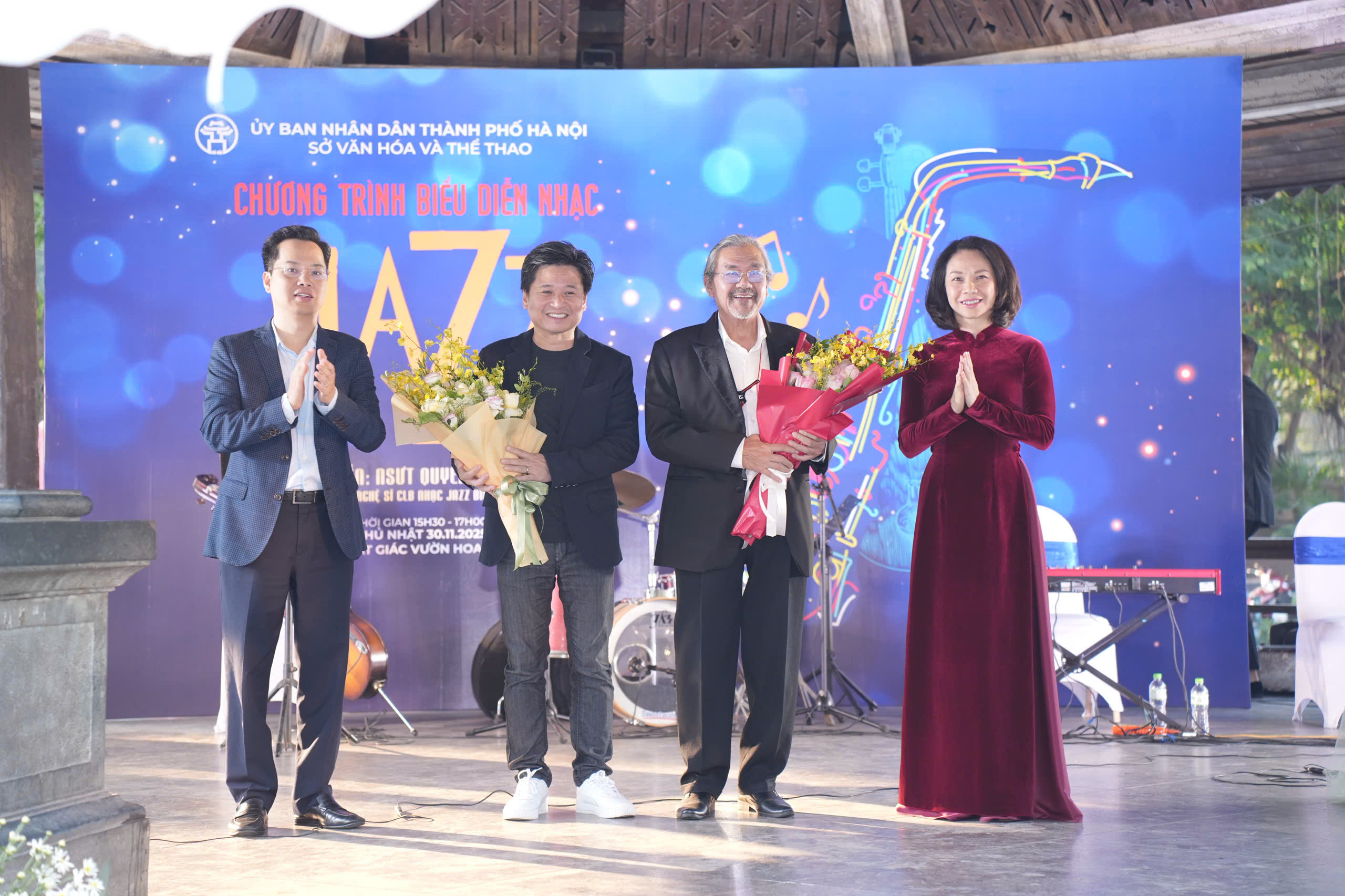 “Âm nhạc cuối tuần”: Điểm hẹn nghệ thuật, không gian sáng tạo mới bên hồ Gươm - ảnh 1