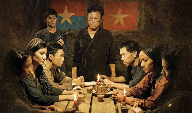 Phu nhân Ngô Phương Ly dự Khai mạc Tuần phim Việt Nam và triển lãm ảnh về quan hệ Việt Nam - Lào - ảnh 6