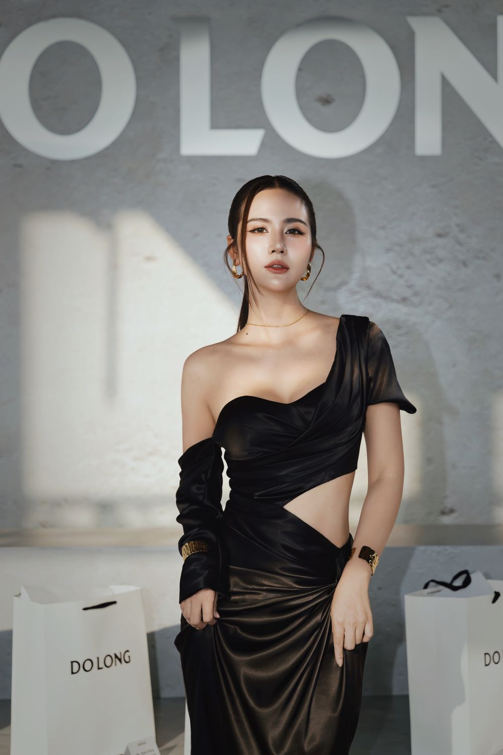 Phan Minh Huyền đẹp từng milimet khi diện đồ dạ hội - ảnh 7