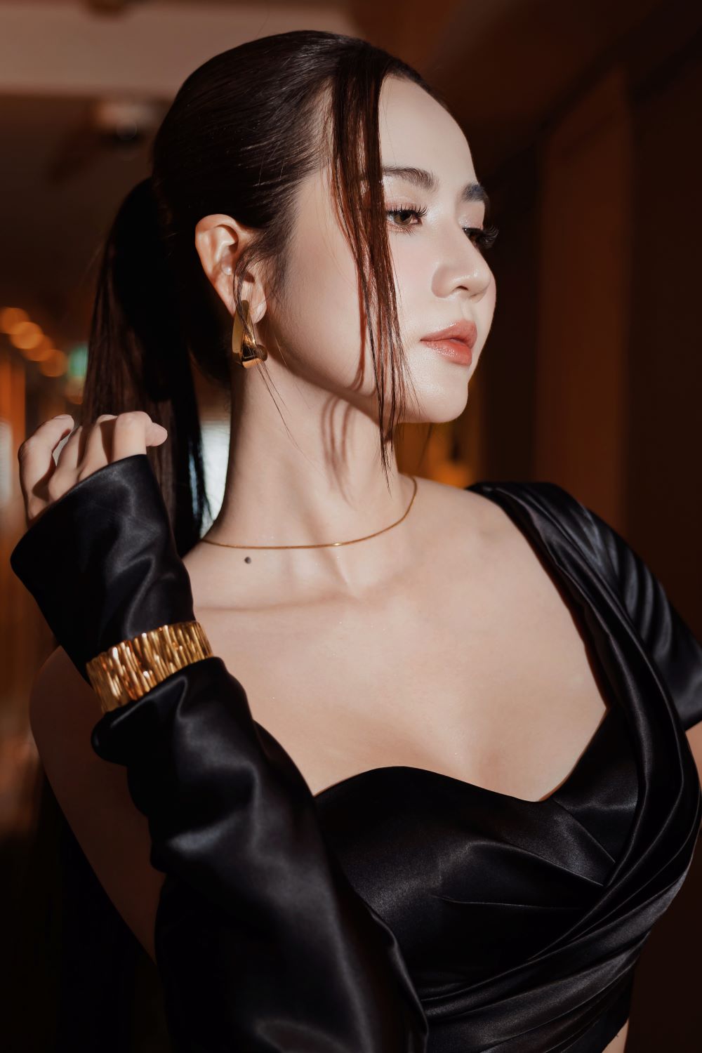 Phan Minh Huyền đẹp từng milimet khi diện đồ dạ hội - ảnh 3