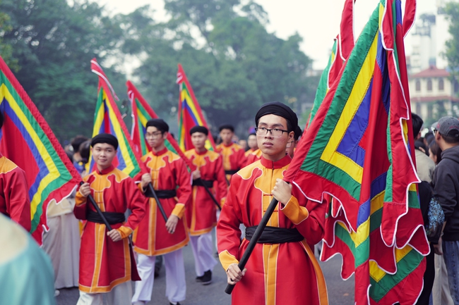 Ấn tượng đoàn rước Việt phục “Bách Hoa Hỷ Sự” tại Ngày hội Việt Nam Hạnh phúc - ảnh 4
