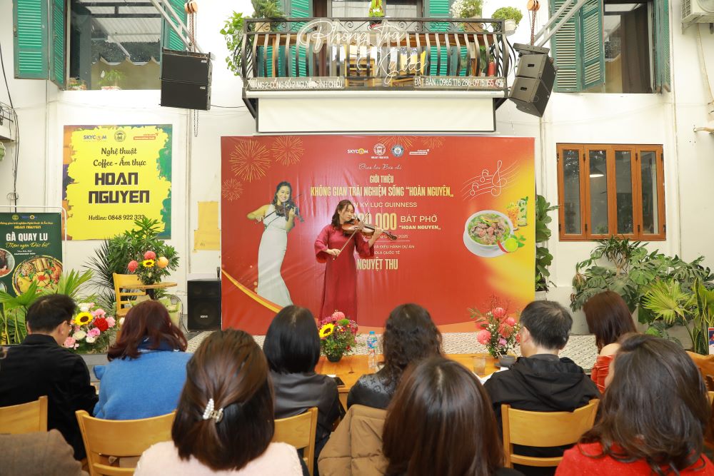 Nghệ sĩ viola quốc tế Nguyệt Thu và hành trình kiến tạo không gian nghệ thuật mới tại Hà Nội, lan tỏa yêu thương bằng âm nhạc và ẩm thực Việt - ảnh 3