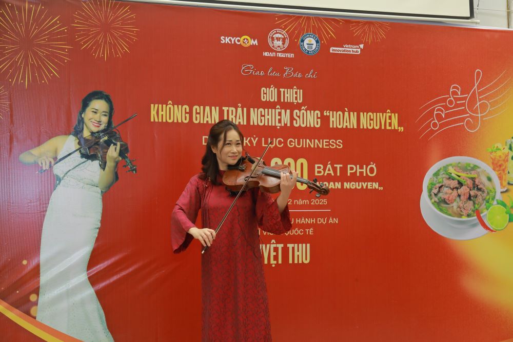 Nghệ sĩ viola quốc tế Nguyệt Thu và hành trình kiến tạo không gian nghệ thuật mới tại Hà Nội, lan tỏa yêu thương bằng âm nhạc và ẩm thực Việt - ảnh 2