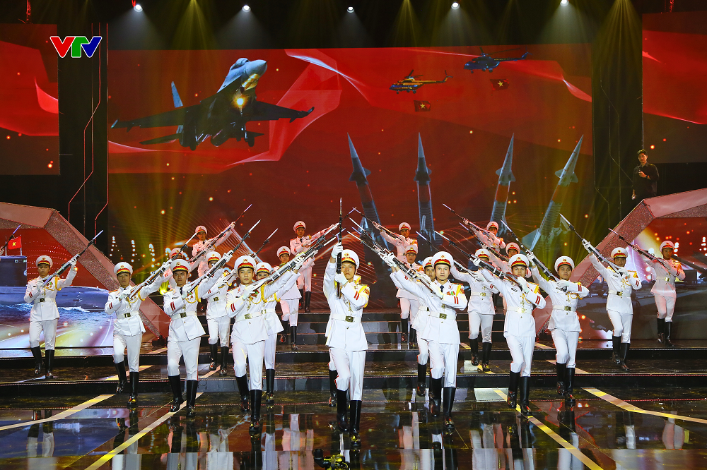 “Mệnh lệnh từ trái tim” – Bản hùng ca tri ân Quân đội nhân dân Việt Nam anh hùng - ảnh 1