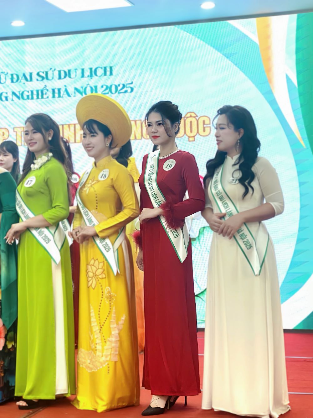 Giảng viên, Ths Hoàng Thị Thanh Hương – Lan tỏa vẻ đẹp, giá trị làng nghề Việt từ giảng đường  - ảnh 2