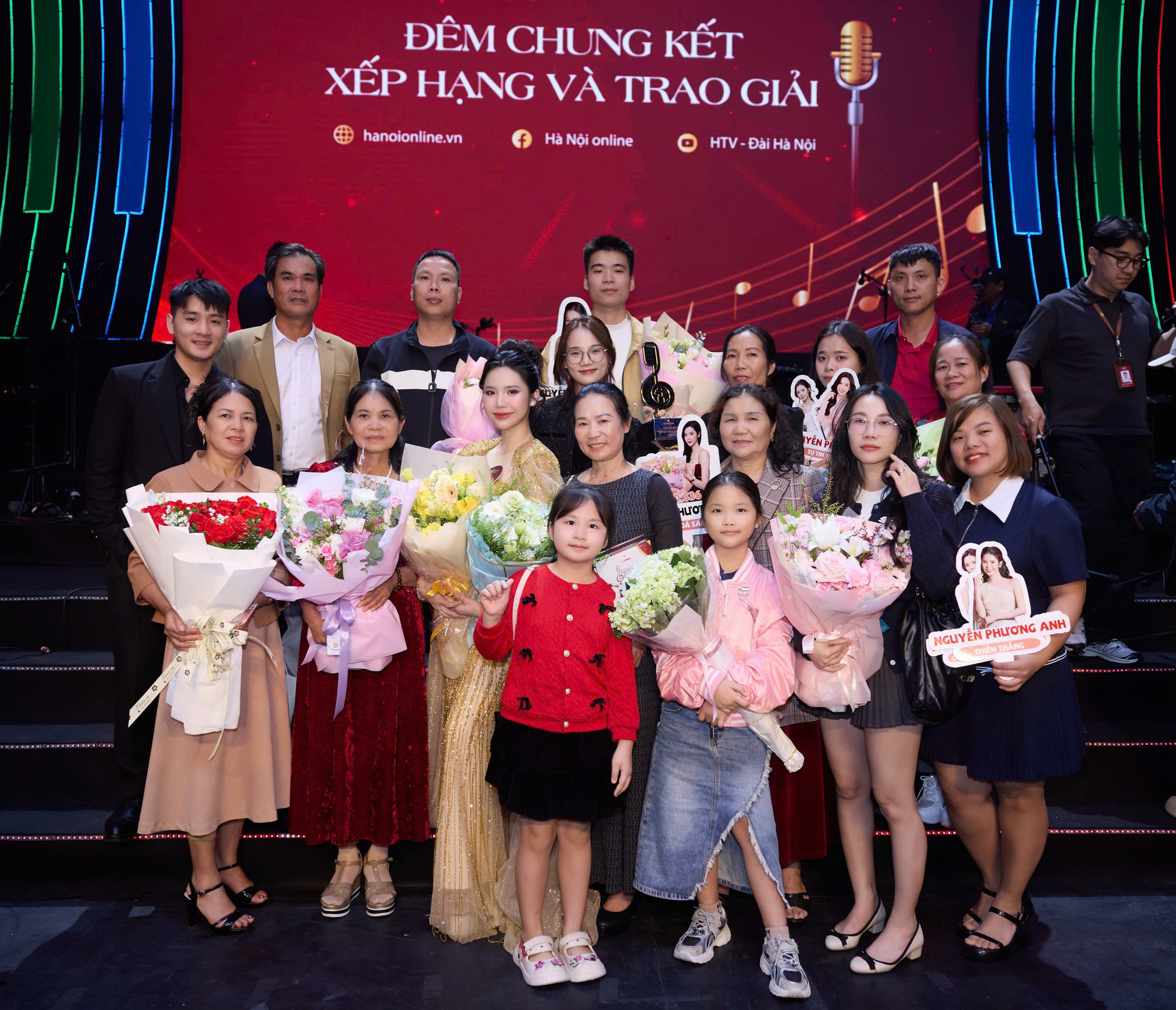 Giải Nhất dòng nhạc Thính phòng Tiếng hát Hà Nội 2025 Nguyễn Phương Anh hạnh phúc vì có “bệ đỡ” gia đình - ảnh 8