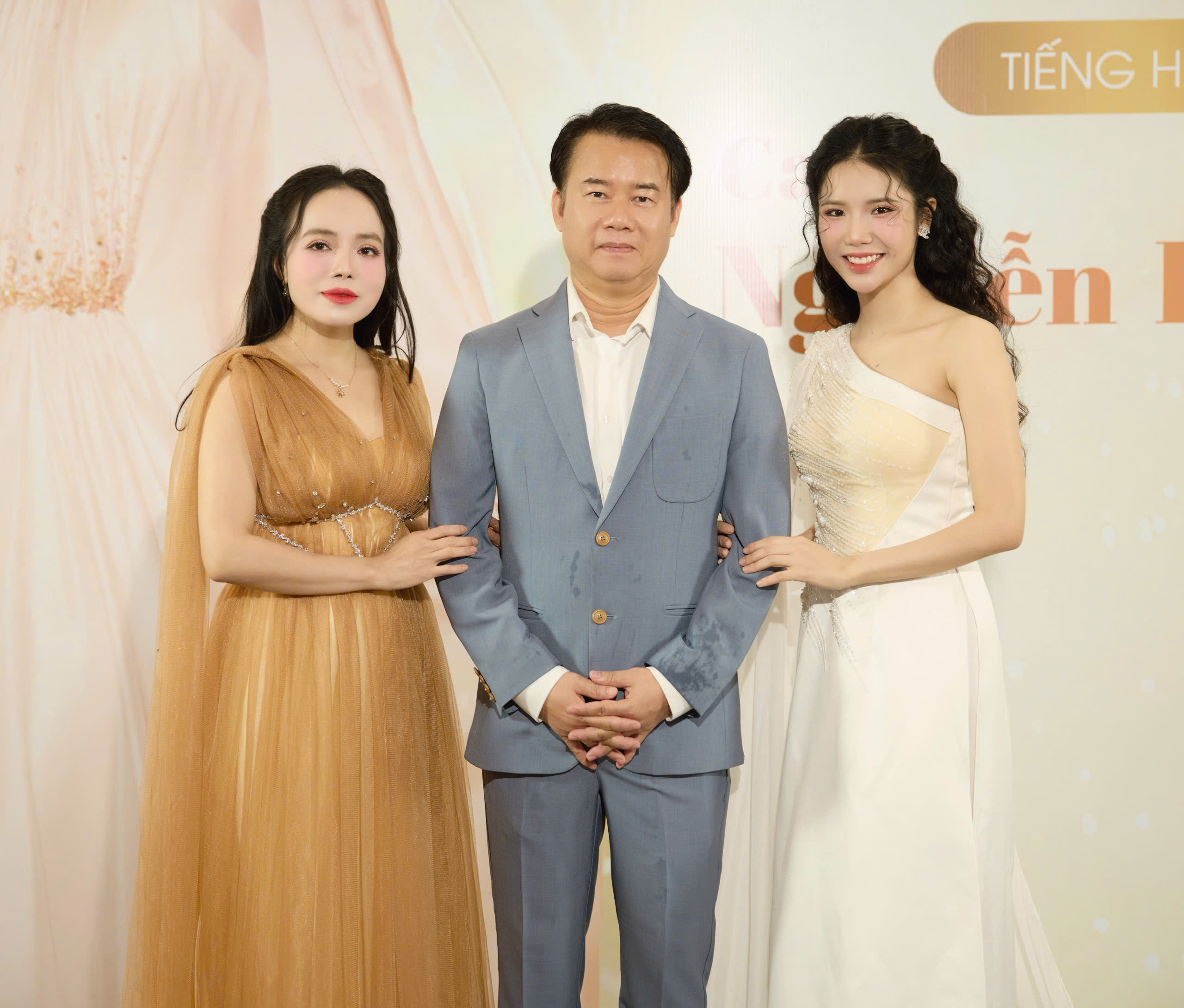 Giải Nhất dòng nhạc Thính phòng Tiếng hát Hà Nội 2025 Nguyễn Phương Anh hạnh phúc vì có “bệ đỡ” gia đình - ảnh 4