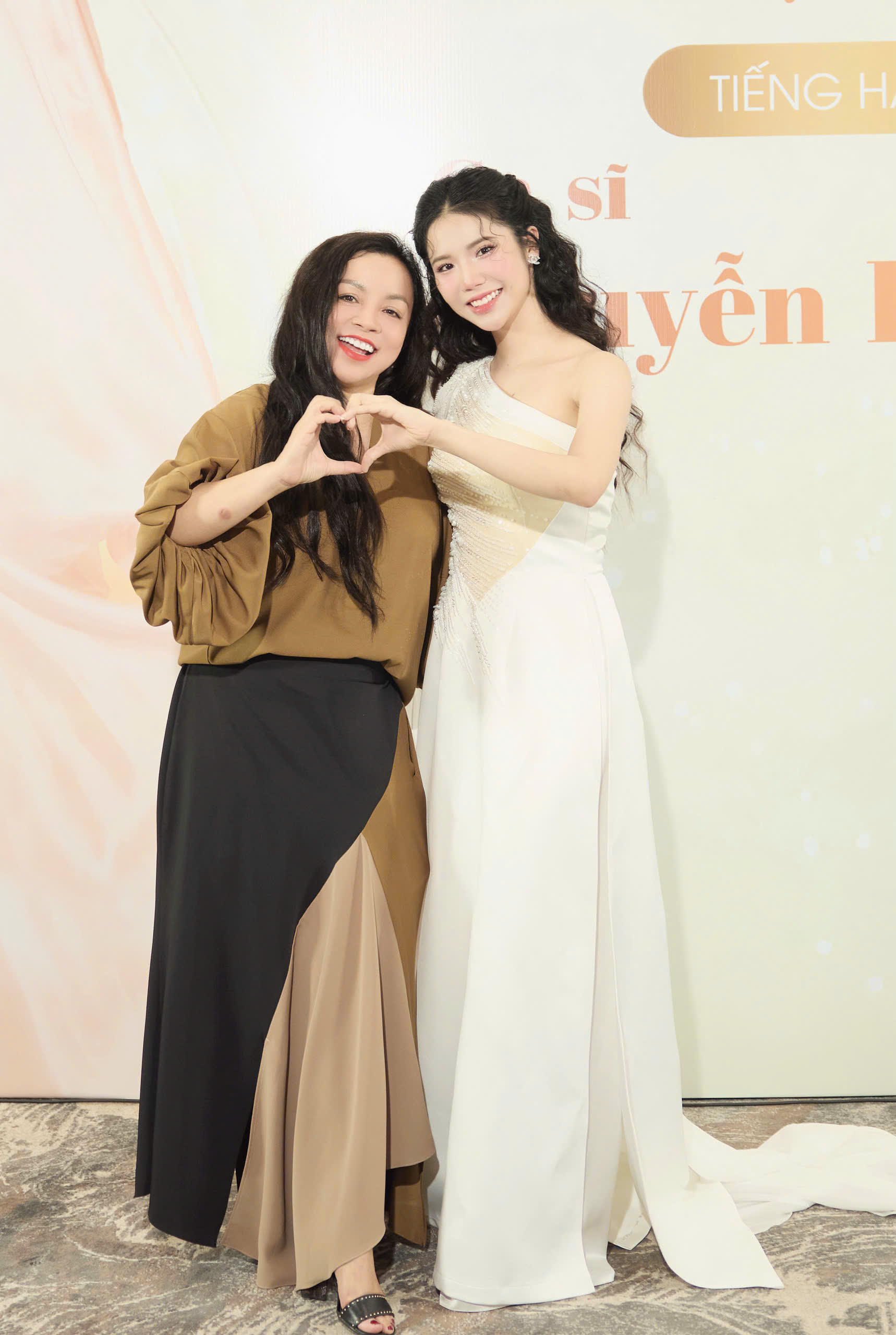 Giải Nhất dòng nhạc Thính phòng Tiếng hát Hà Nội 2025 Nguyễn Phương Anh hạnh phúc vì có “bệ đỡ” gia đình - ảnh 5