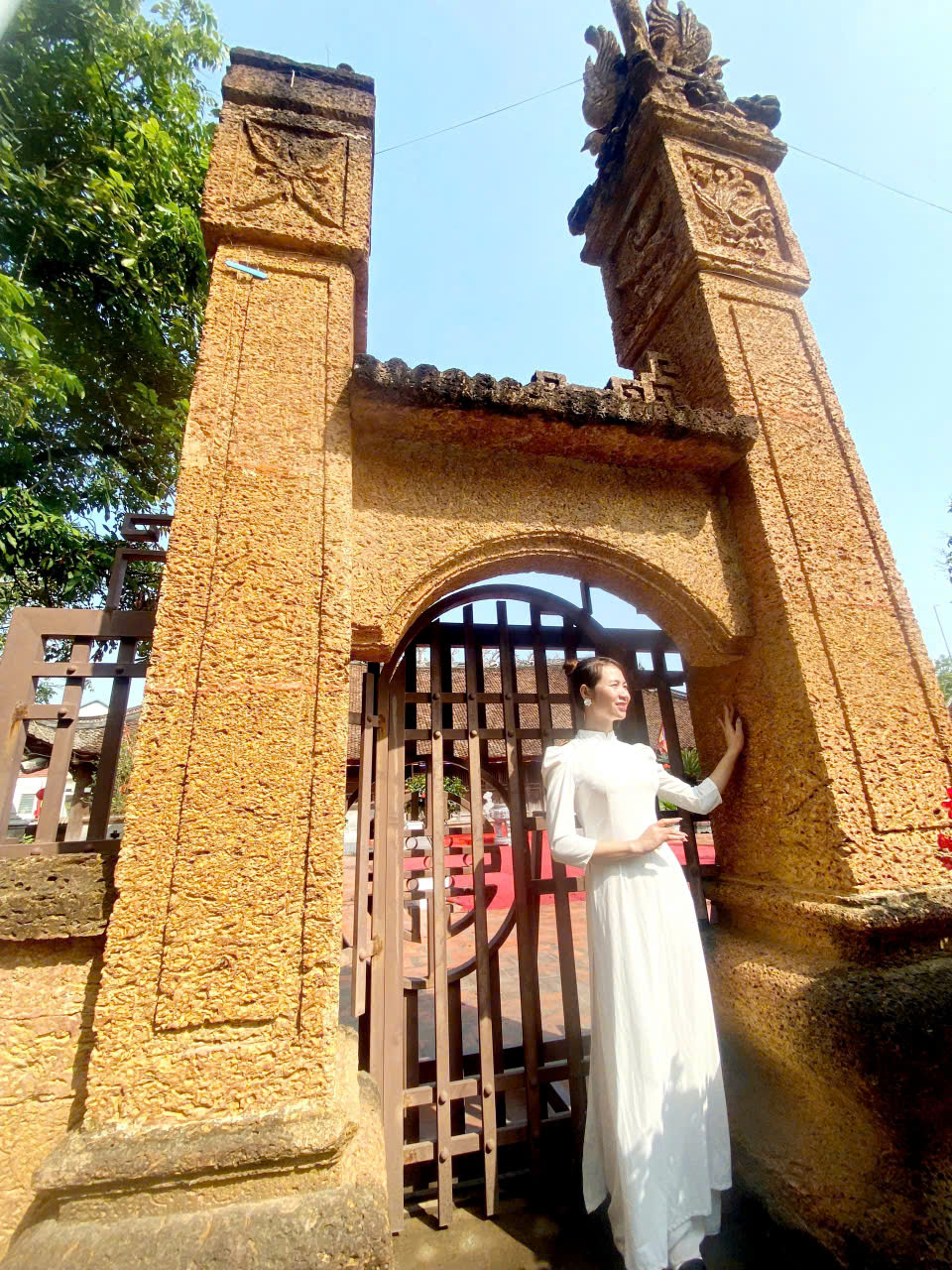 Cô giáo mầm non Dương Thanh Huyền: Mong người trẻ tham gia phát triển làng nghề cây cảnh của quê hương  - ảnh 4