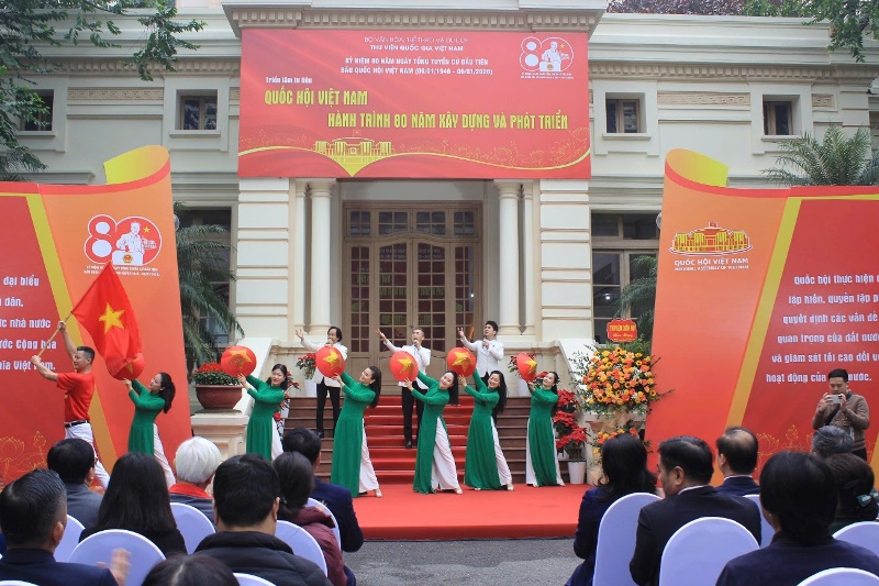 Triển lãm tư liệu "Quốc hội Việt Nam - Hành trình 80 năm xây dựng và phát triển" - ảnh 1