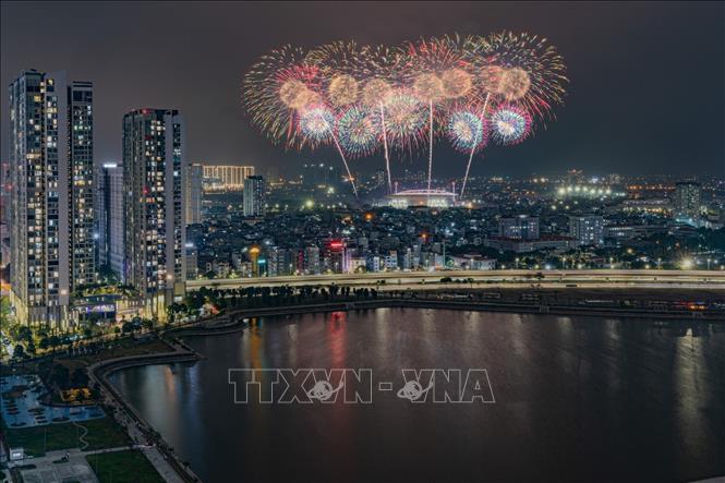 Mãn nhãn màn tổng duyệt pháo hoa chào mừng Đại hội XIV của Đảng - ảnh 5