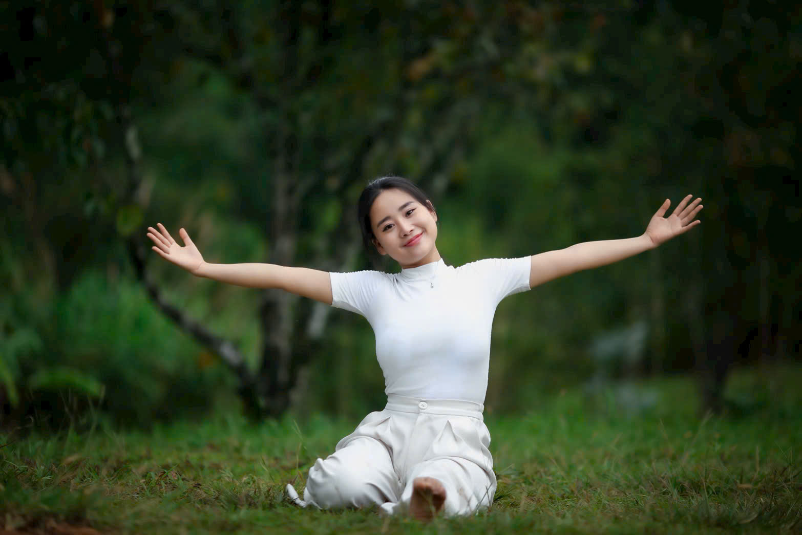 Nữ hoàng Miss Yogi 2026 Hà Thị Bình lan tỏa tình yêu yoga - ảnh 4