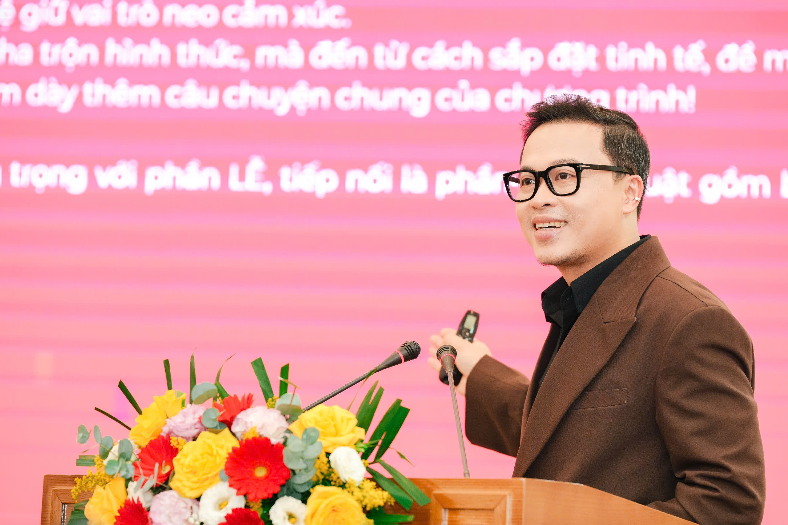 “Hòa nhạc Ánh sáng - Chào năm mới 2026” góp phần lan tỏa niềm tin và khát vọng phát triển của đất nước - ảnh 4