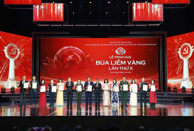 Tổng Bí thư Tô Lâm dự Lễ tuyên dương Bí thư Chi bộ xuất sắc và trao Giải Búa liềm Vàng lần thứ X - ảnh 9