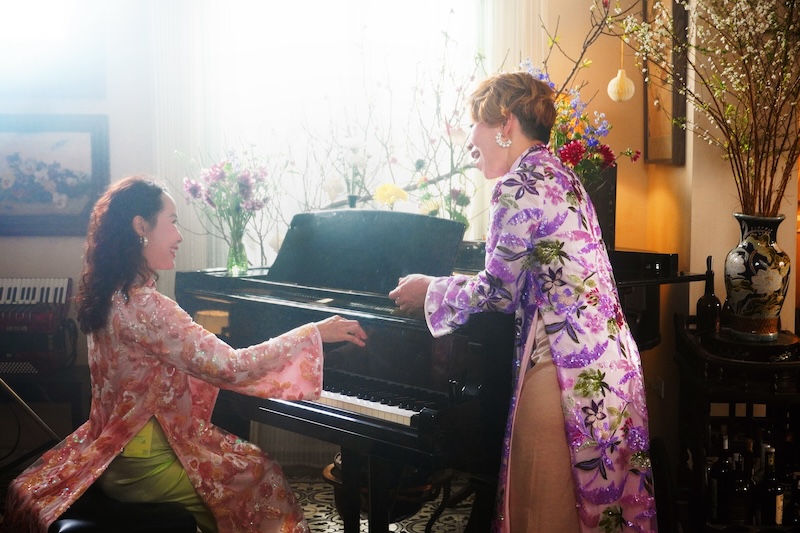 “Hà Nội những sắc hoa mùa xuân”- bức họa âm nhạc lãng mạn, đầy chất thơ về Tết Hà Nội của Giáng Son và Hà Trần  - ảnh 4