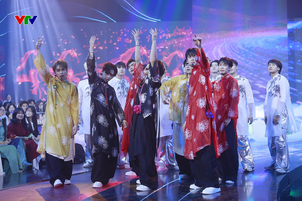 “Gió và tình yêu thổi trên đất nước tôi”- hành trình của niềm tin và sức mạnh Việt Nam  - ảnh 1