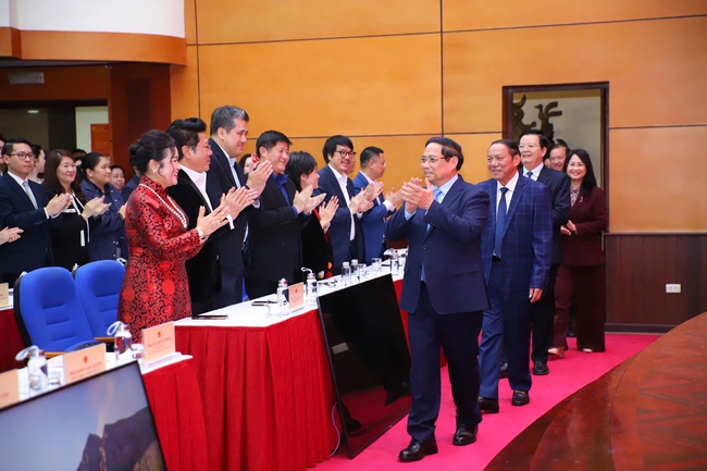 Thủ tướng đề nghị ngành Văn hóa, Thể thao và Du lịch triển khai quyết liệt 9 nhóm nhiệm vụ trọng tâm năm 2026 - ảnh 1