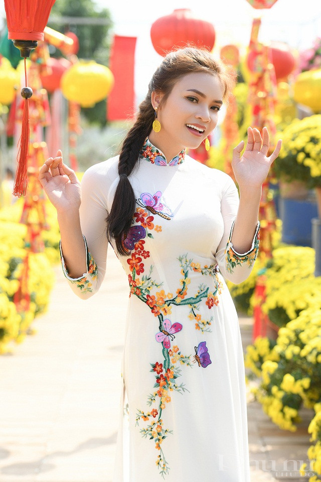 Phạm Phương Thảo tr&agrave;n đầy năng lượng cho nghề nghiệp